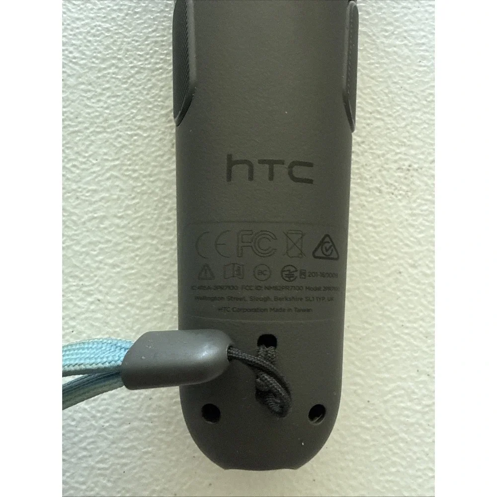 HTC Vive Base Station 1.0 Sensor & SteamVR Controller 2PR8100 Black